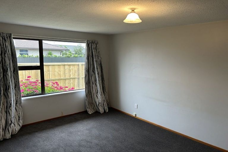 Photo of property in 2/34 Wilson Street, Islington, Christchurch, 8042