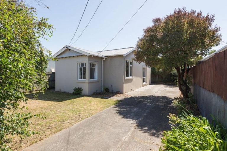Photo of property in 110 Hawke Street, New Brighton, Christchurch, 8083