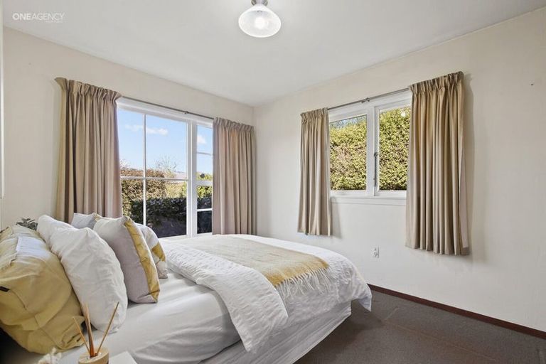 Photo of property in 87 Perry Street, Papanui, Christchurch, 8053