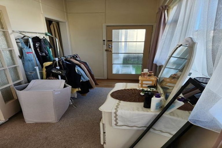 Photo of property in 37 Hume Street, Alicetown, Lower Hutt, 5010