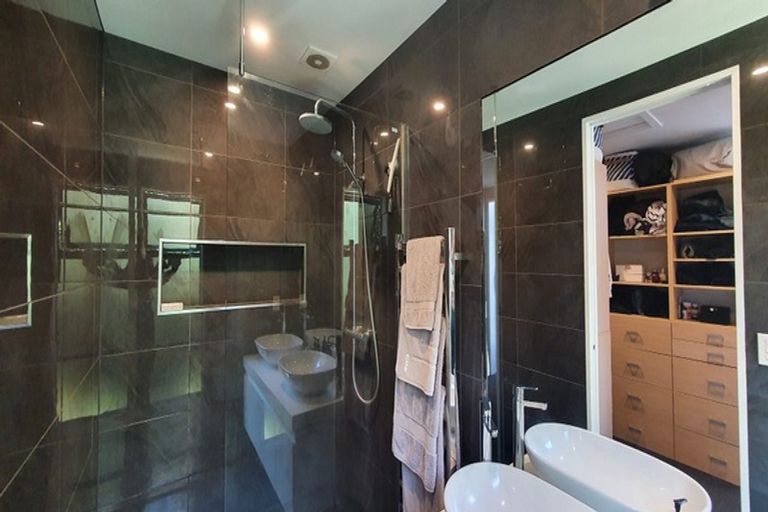 Photo of property in 1 Quarry Hill Terrace, Kennedys Bush, Christchurch, 8025