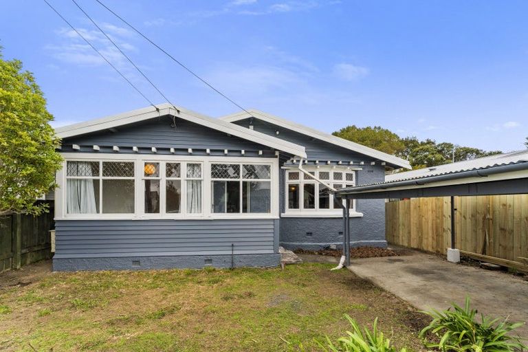 Photo of property in 6 Heath Grove, Waiwhetu, Lower Hutt, 5010