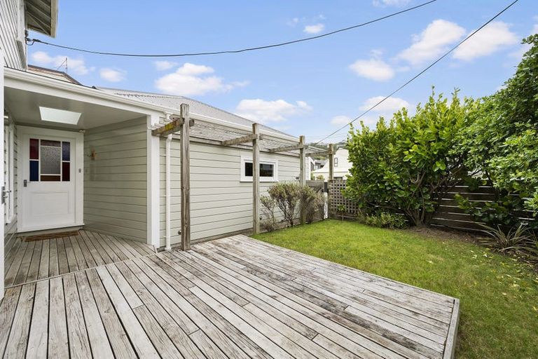 Photo of property in 109 Freyberg Street, Lyall Bay, Wellington, 6022