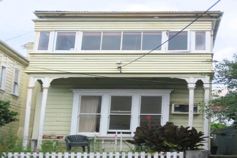 Photo of property in 178 Tasman Street, Mount Cook, Wellington, 6021