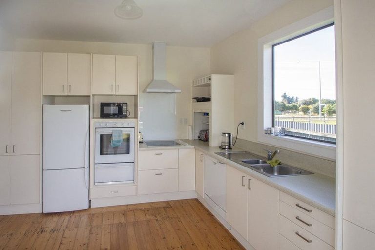 Photo of property in 73 London Street, Hampden, 9410