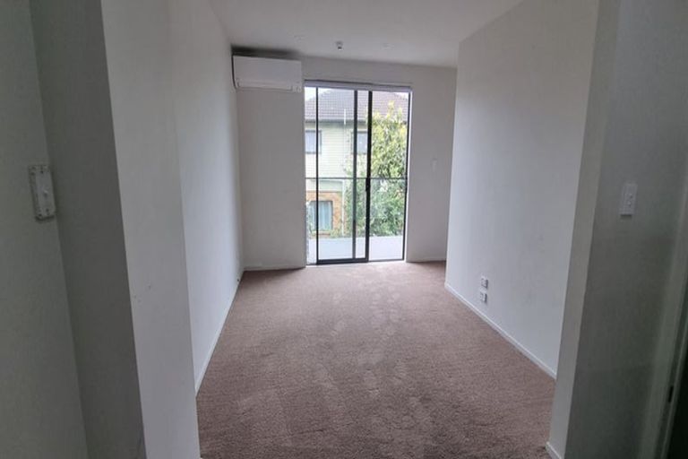 Photo of property in 37 Marumaru Lane, Manurewa, Auckland, 2102