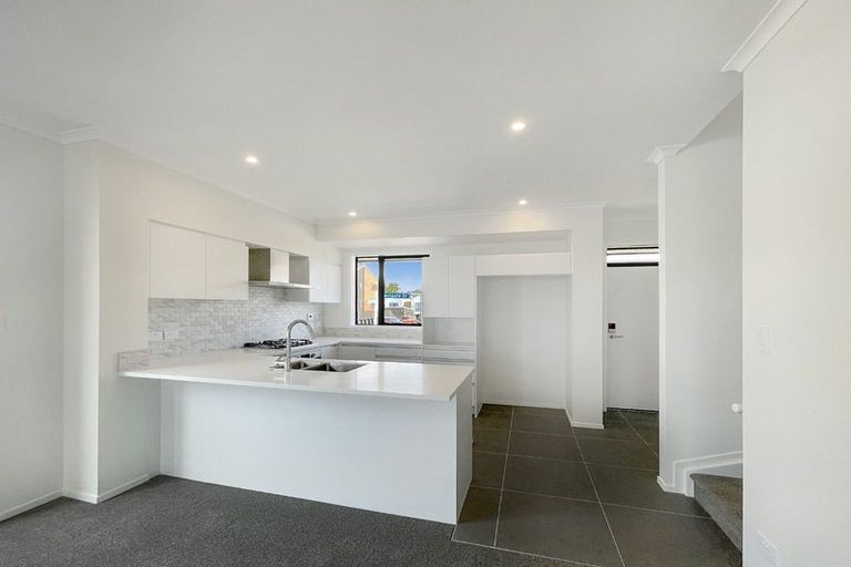 Photo of property in 50 Manarini Road, Westgate, Auckland, 0614