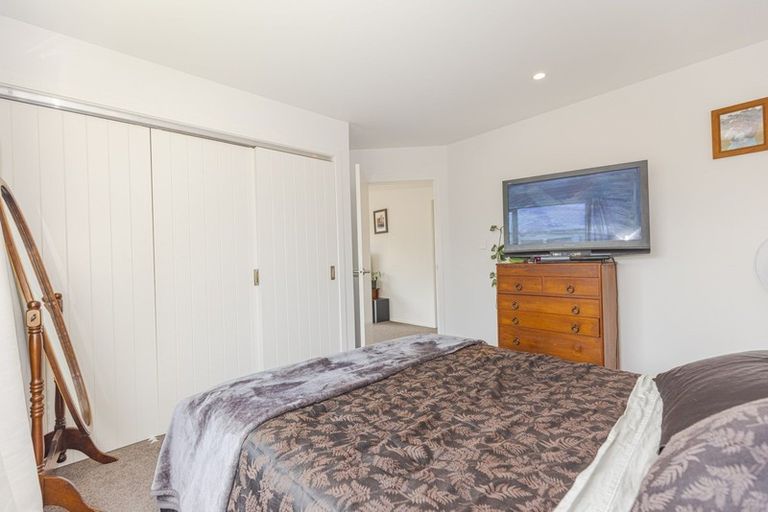 Photo of property in 5a Karaka Street, Castlecliff, Wanganui, 4501