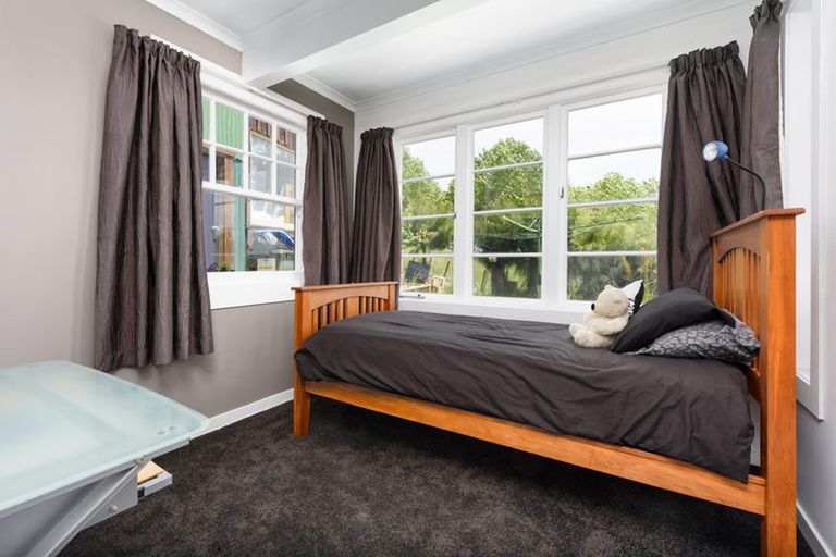 Photo of property in 18a Wade Place, Welcome Bay, Tauranga, 3175