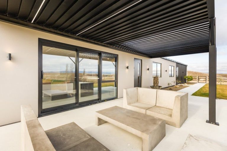 Photo of property in 370 Nelsen Ridge Road, Waikerikeri, Alexandra, 9393