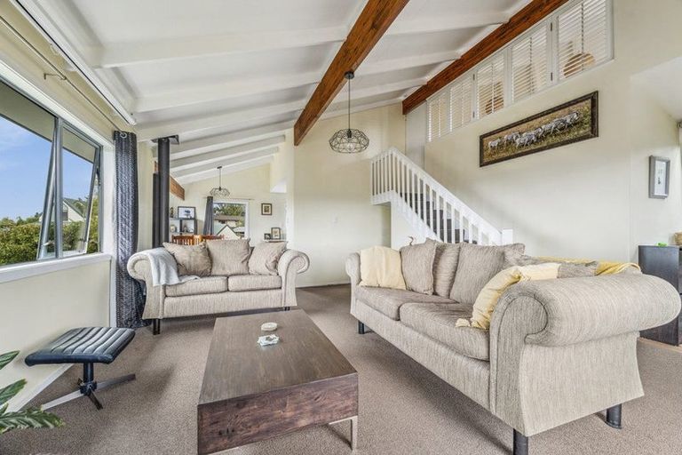 Photo of property in 1 Waitawa Place, Lynmore, Rotorua, 3010