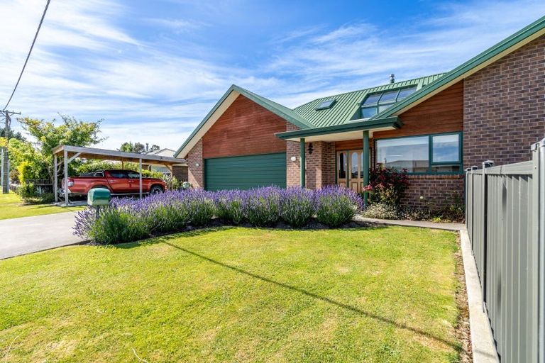 Photo of property in 15 Union Street, Winton, 9720