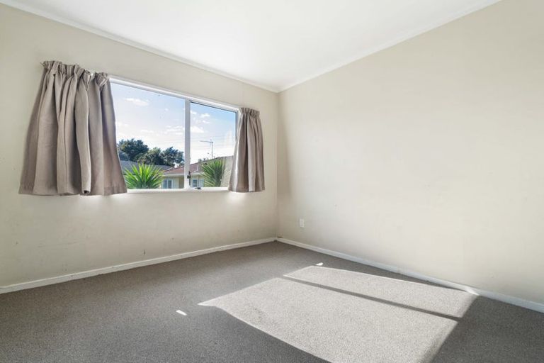 Photo of property in 15 Ranum Road, Papatoetoe, Auckland, 2025
