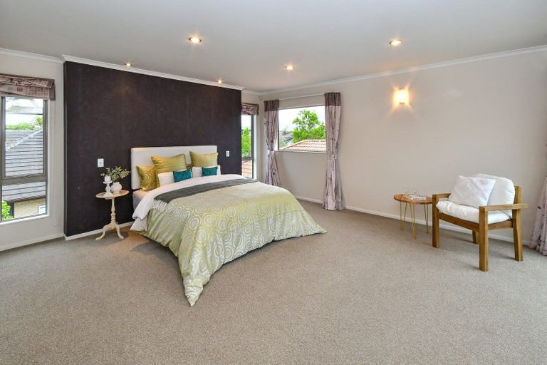 Photo of property in 36 Leburn Crescent, Flat Bush, Auckland, 2016