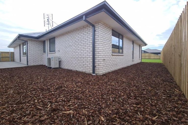 Photo of property in 17 Lunn Crescent, Leeston, 7632