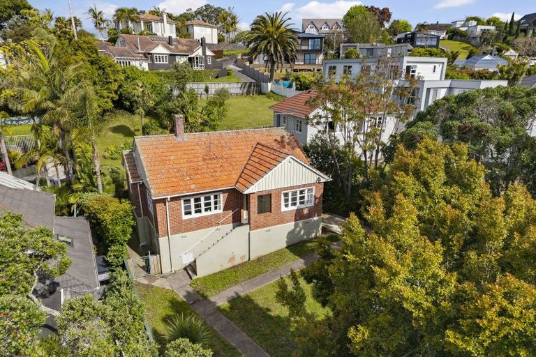 Photo of property in 17 Apihai Street, Orakei, Auckland, 1071