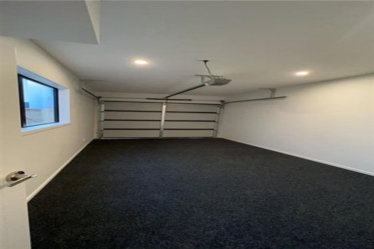 Photo of property in 17 Aramata Road, Papakura, 2110