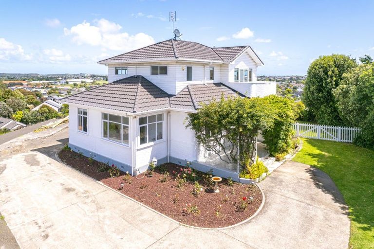 Photo of property in 14 Rawhiti Place, Saint Johns Hill, Whanganui, 4501