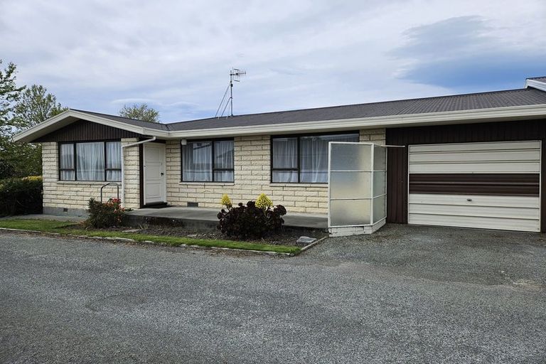 Photo of property in 1/92 Avenue Road, West End, Timaru, 7910