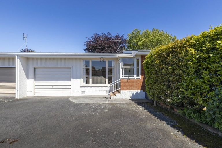 Photo of property in 206a Tukapa Street, Westown, New Plymouth, 4310