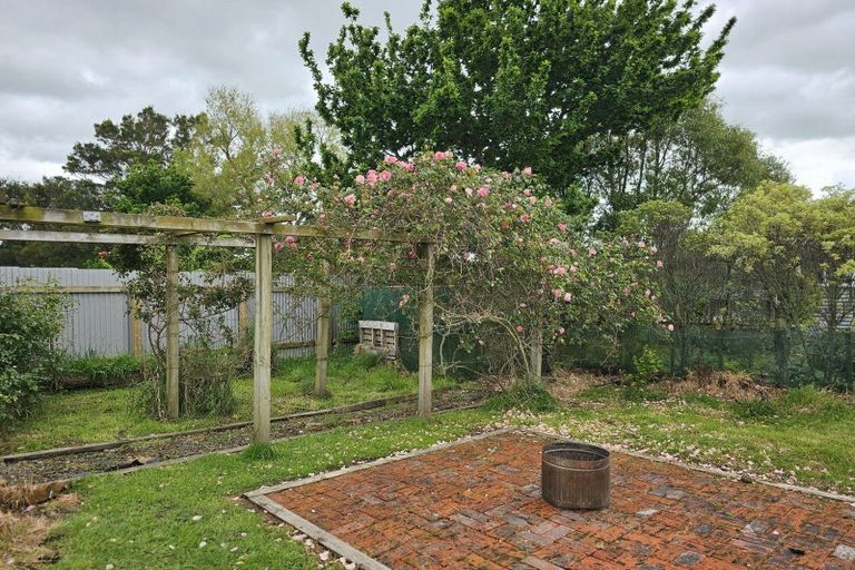 Photo of property in 50 Kimber Street, Halcombe, Feilding, 4779