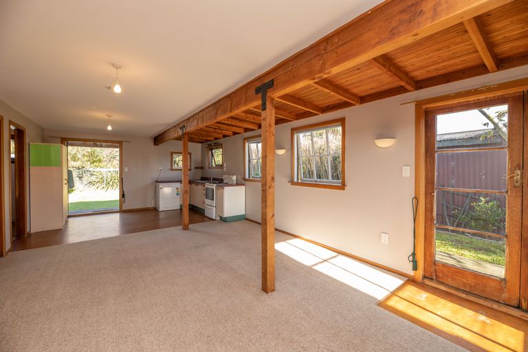 Photo of property in 8 Kain Street, The Pines Beach, 7630