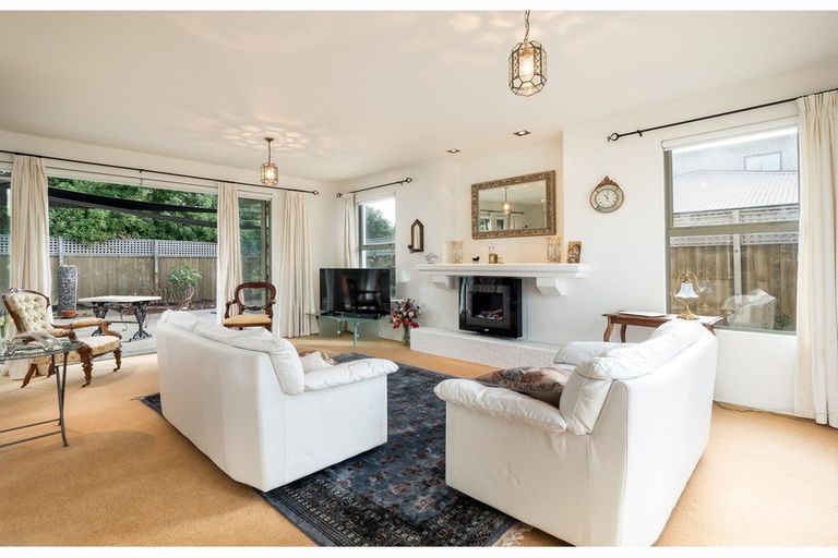 Photo of property in 520 Harewood Road, Harewood, Christchurch, 8051