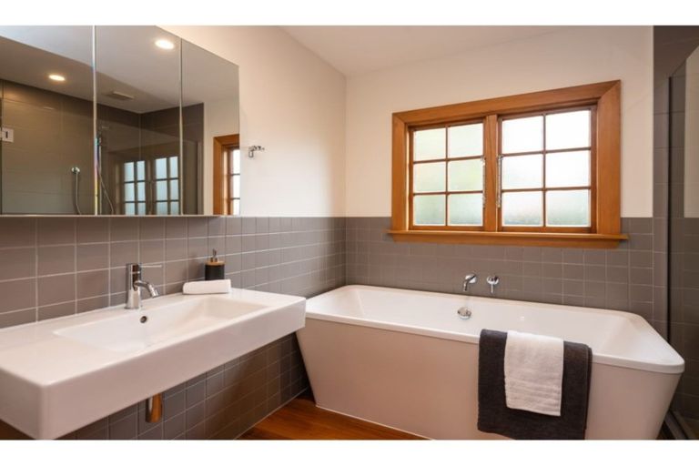 Photo of property in 157 Innes Road, St Albans, Christchurch, 8052