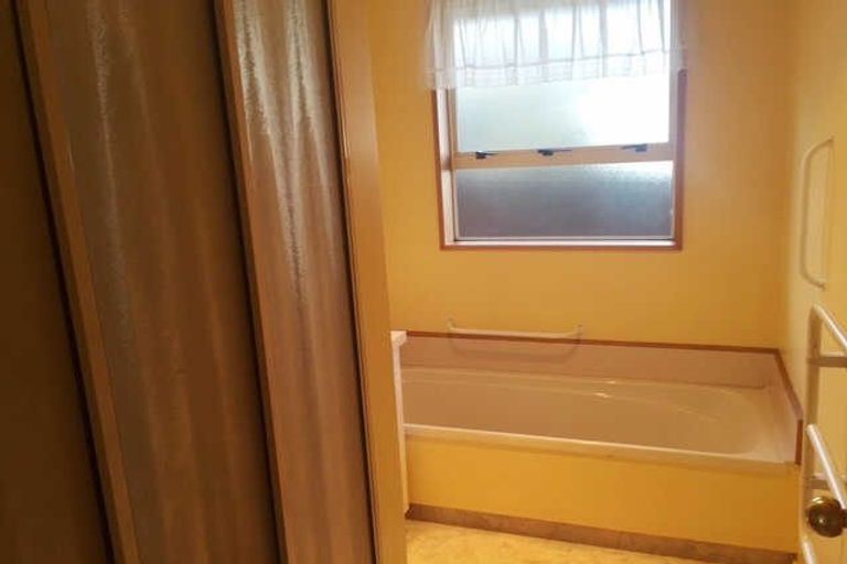 Photo of property in 2/38 Waimairi Road, Upper Riccarton, Christchurch, 8041