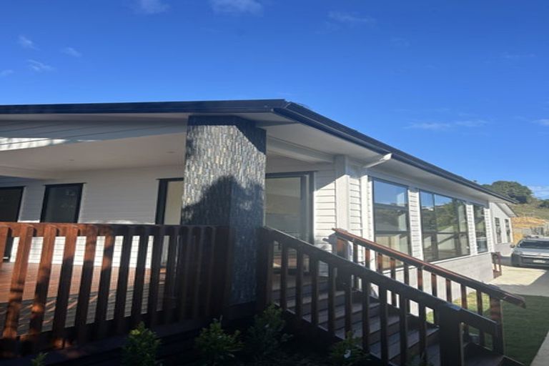 Photo of property in 26b Gulf Harbour Drive, Gulf Harbour, Whangaparaoa, 0930