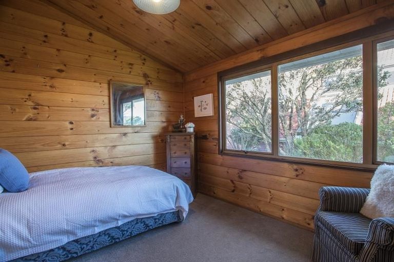 Photo of property in 166 Orangi Kaupapa Road, Northland, Wellington, 6012