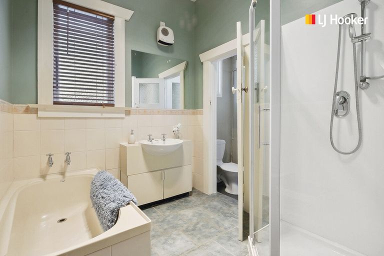 Photo of property in 17 Hawthorn Avenue, Mornington, Dunedin, 9011