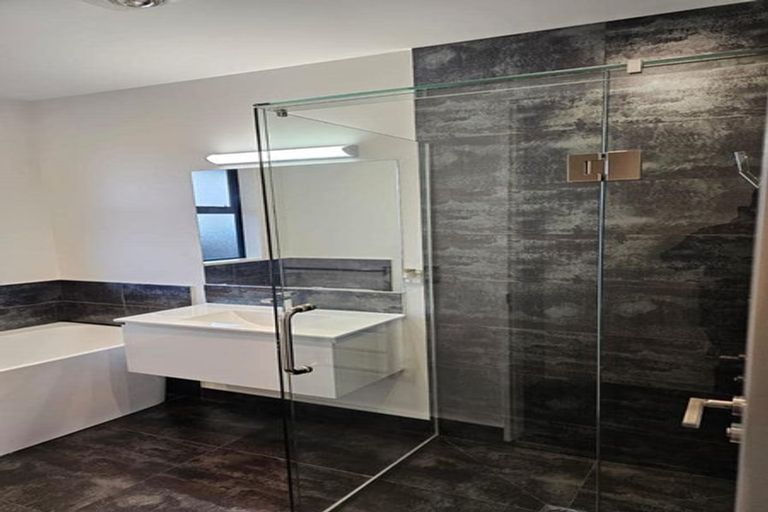 Photo of property in 4 Schofield Lane, Hornby, Christchurch, 8025