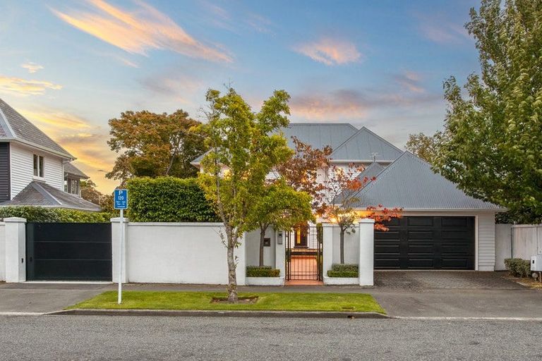 Photo of property in 90 Murray Place, St Albans, Christchurch, 8014