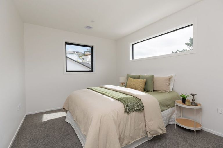 Photo of property in 24 Prestbury Grove, Churton Park, Wellington, 6037