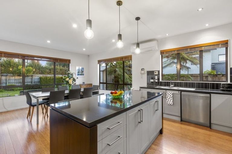 Photo of property in 56 Aberley Road, Schnapper Rock, Auckland, 0632