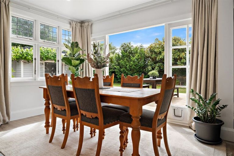 Photo of property in 35 Alpha Avenue, Strowan, Christchurch, 8052