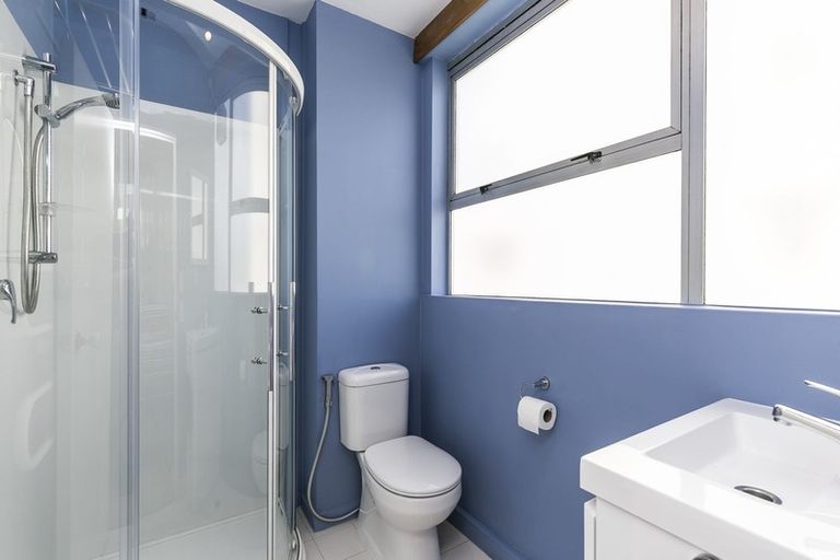 Photo of property in Regency Apartments, 5e/49 Manners Street, Te Aro, Wellington, 6011