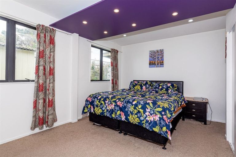 Photo of property in 29 Waari Avenue, Sunnyvale, Auckland, 0612