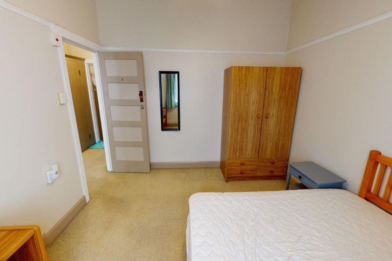 Photo of property in 77 Ruahine Street, Roslyn, Palmerston North, 4414
