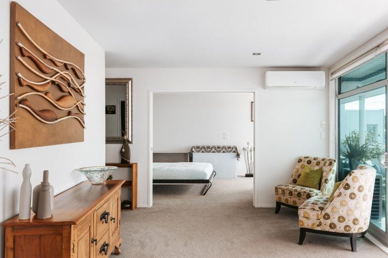 Photo of property in Palm Cove Apartments, 302/6 Tawa Street, Mount Maunganui, 3116