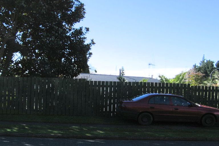 Photo of property in 15 Magnolia Crescent, Nawton, Hamilton, 3200