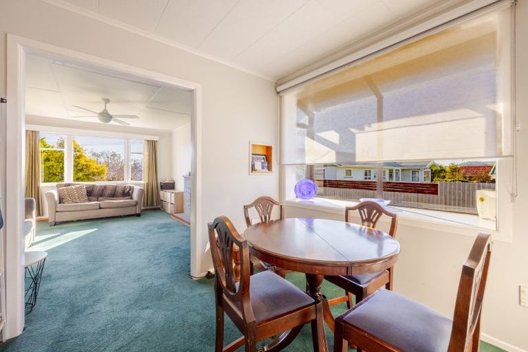 Photo of property in 8 Jull Crescent, Waipukurau, 4200