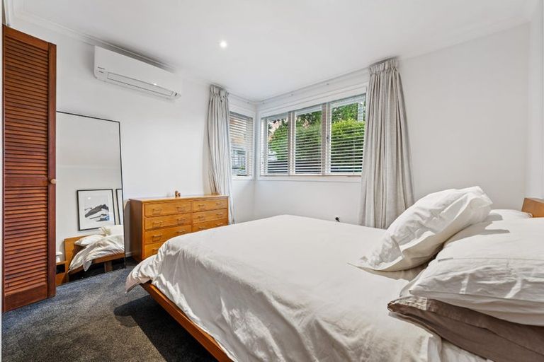 Photo of property in 17 Poto Street, Te Atatu South, Auckland, 0610