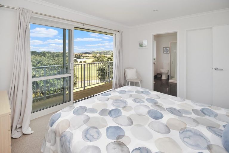 Photo of property in 37 Maylee Crescent, Gulf Harbour, Whangaparaoa, 0930