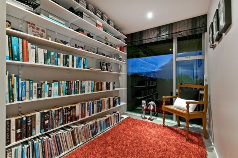 Photo of property in 34 Marae Road, Greenhithe, Auckland, 0632