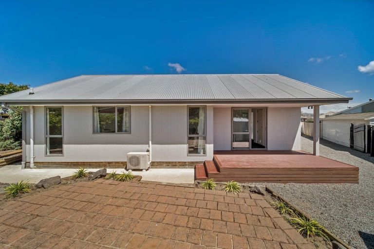 Photo of property in 2/65 Kuaka Crescent, Bromley, Christchurch, 8062