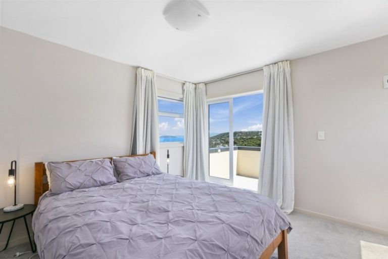 Photo of property in 93 Viewmont Drive, Harbour View, Lower Hutt, 5010