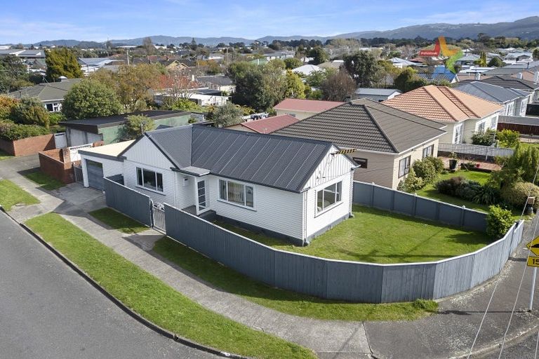 Photo of property in 133 Bell Road, Waiwhetu, Lower Hutt, 5010