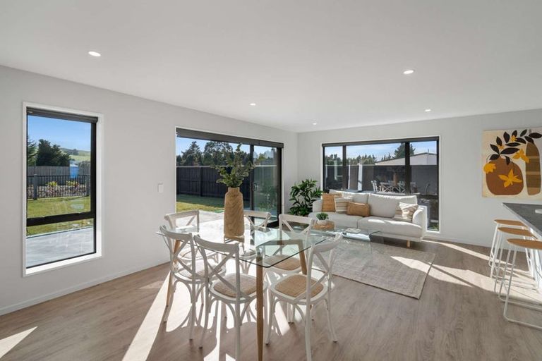 Photo of property in 3 Cox Lane, Amberley, 7410